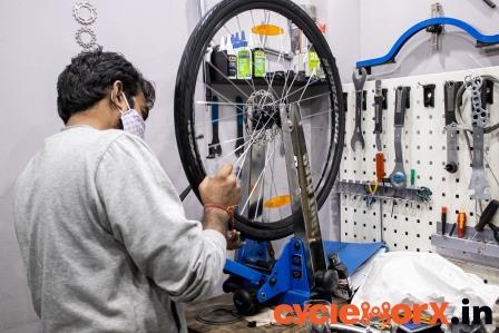 Cycle repair shop sales near to me